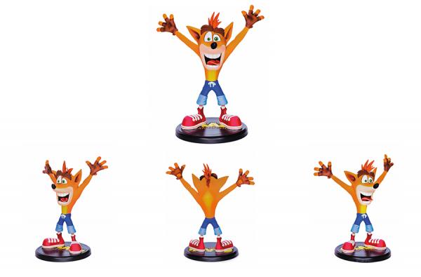 First 4 Figures Crash Bandicoot 9" PVC Figure (Standard Edition) Statue